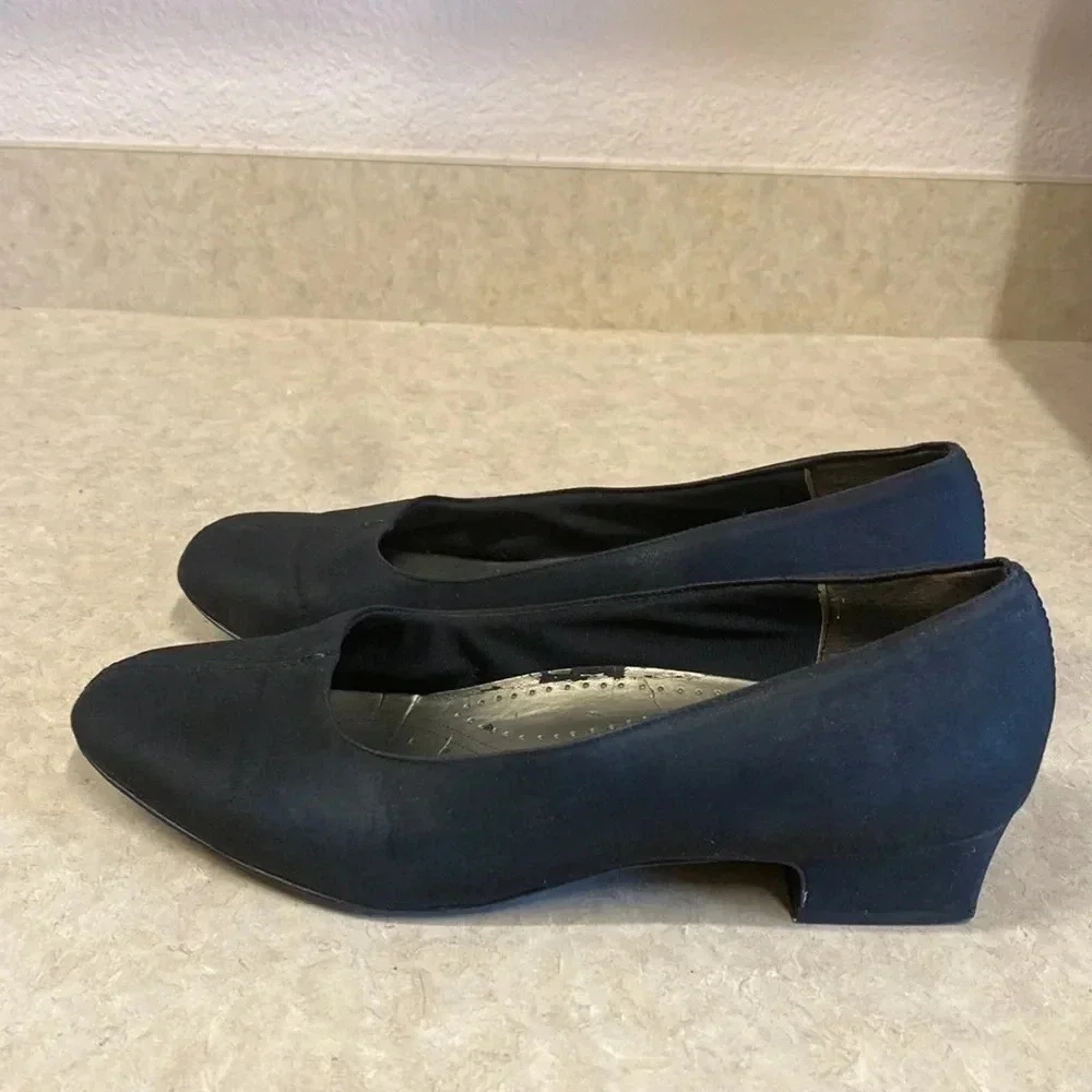 Trotters‎ Black Block Heeled Slip-on Wide Width Dress Shoe